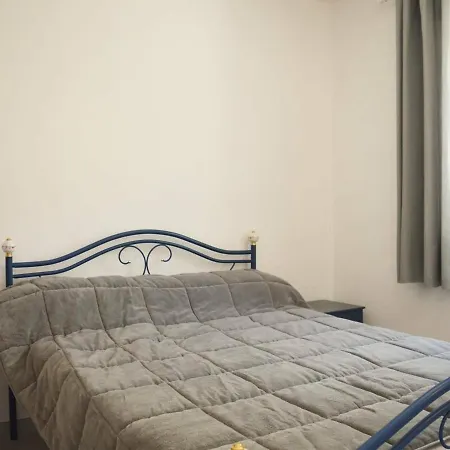 Le Lavandou, 2 Pieces, 4 Personnes - Fr-1-251-342 Apartment *