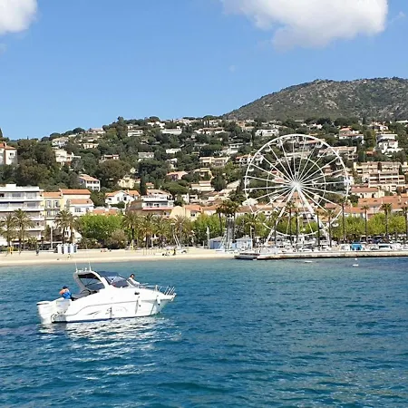 Apartment Le Lavandou, 2 Pieces, 4 Personnes - Fr-1-251-342